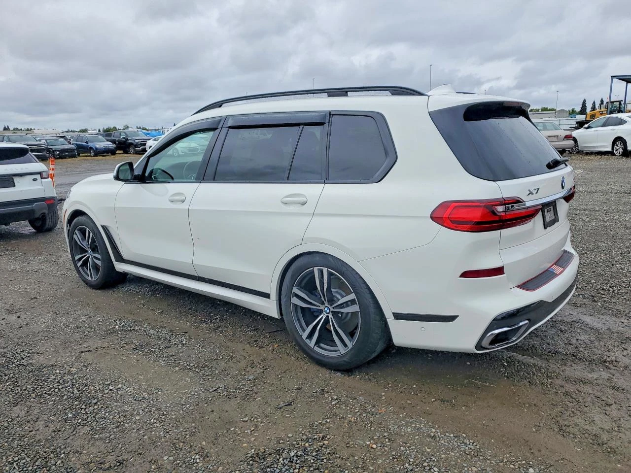BMW X7 3.0l xDrive40I, снимка 2 - Автомобили и джипове - 54705918