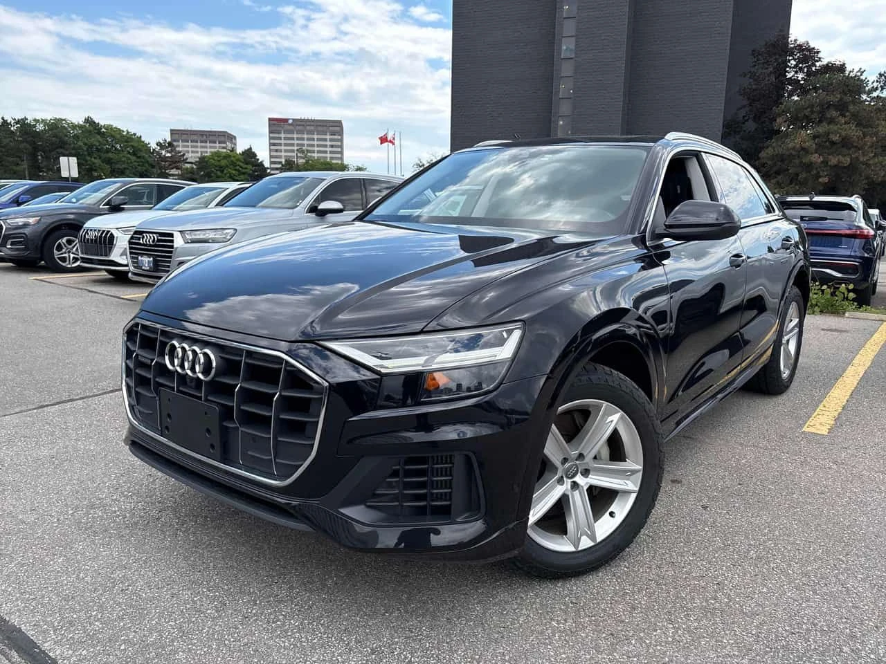 Audi Q8 | Progressiv | 360 | ПОДГРЕВ | ОБДУХВАНЕ | 