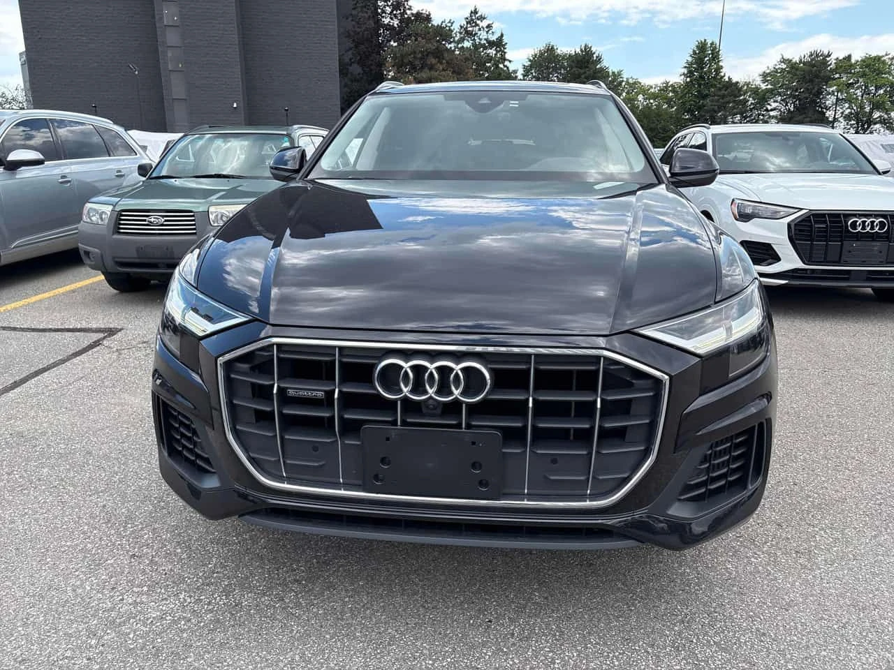 Audi Q8 | Progressiv | 360 | ПОДГРЕВ | ОБДУХВАНЕ | , снимка 6 - Автомобили и джипове - 55167314