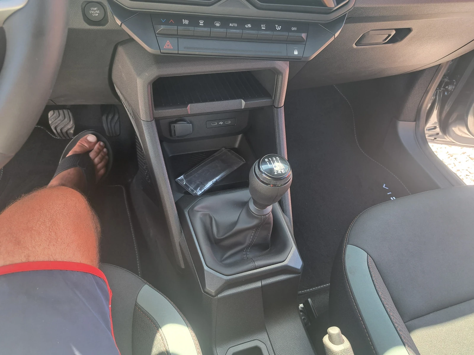 Dacia Duster 1.0 100ks ecoG full gpl, снимка 13 - Автомобили и джипове - 55627276