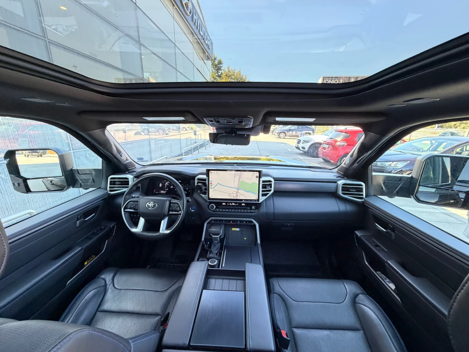 Toyota Sequoia Platinum 3.5 i-ForceMAX AWD Hybrid 360 Pano , снимка 11 - Автомобили и джипове - 56104452
