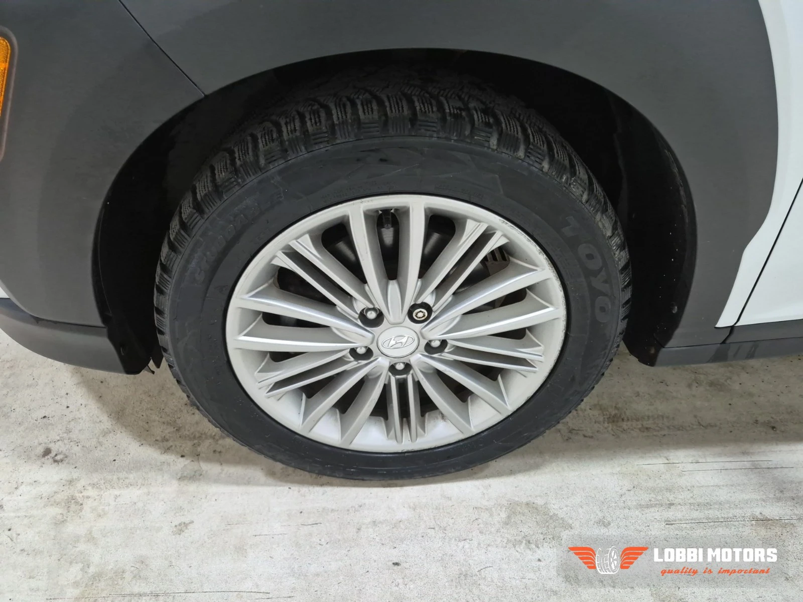 Hyundai Kona, снимка 6 - Автомобили и джипове - 56297518