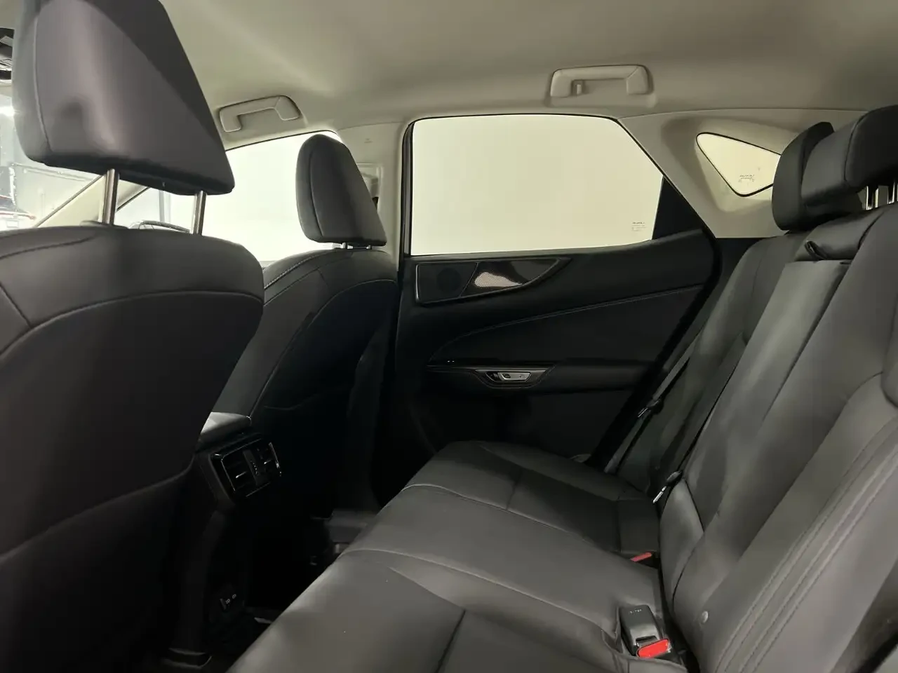 Lexus NX NX 250 AWD* KEYLESS ENTRY* , снимка 14 - Автомобили и джипове - 56394311