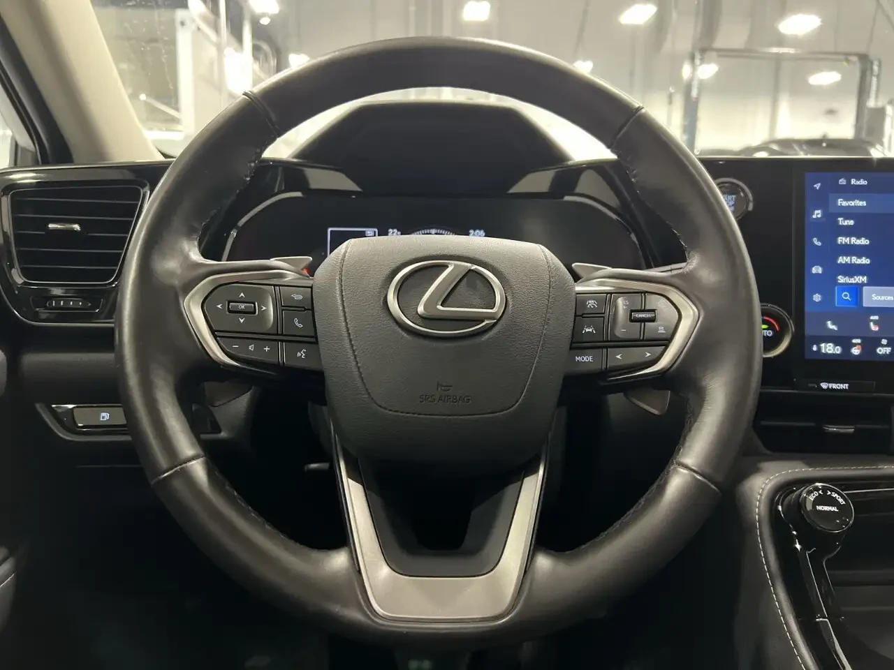Lexus NX NX 250 AWD* KEYLESS ENTRY* , снимка 6 - Автомобили и джипове - 56394311
