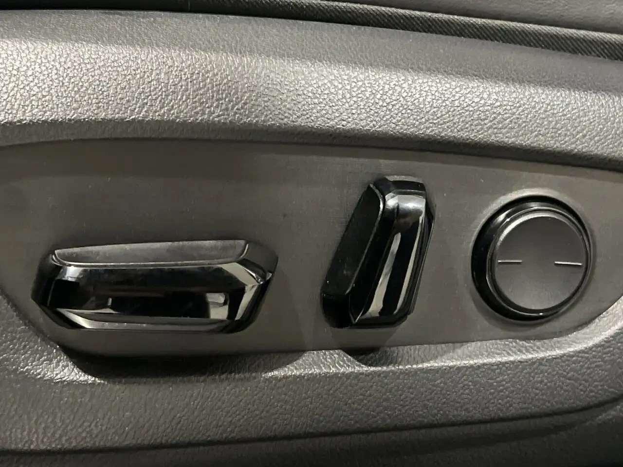 Lexus NX NX 250 AWD* KEYLESS ENTRY* , снимка 11 - Автомобили и джипове - 56394311