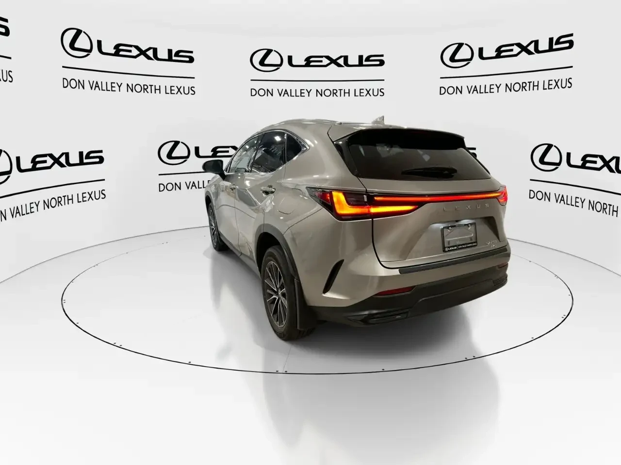 Lexus NX NX 250 AWD* KEYLESS ENTRY* , снимка 4 - Автомобили и джипове - 56394311
