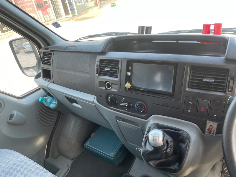 Ford Tourneo 2.2 , снимка 11 - Бусове и автобуси - 49461062