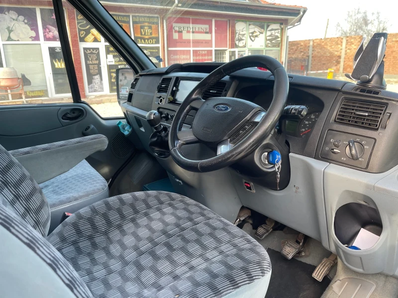 Ford Tourneo 2.2 , снимка 10 - Бусове и автобуси - 49461062