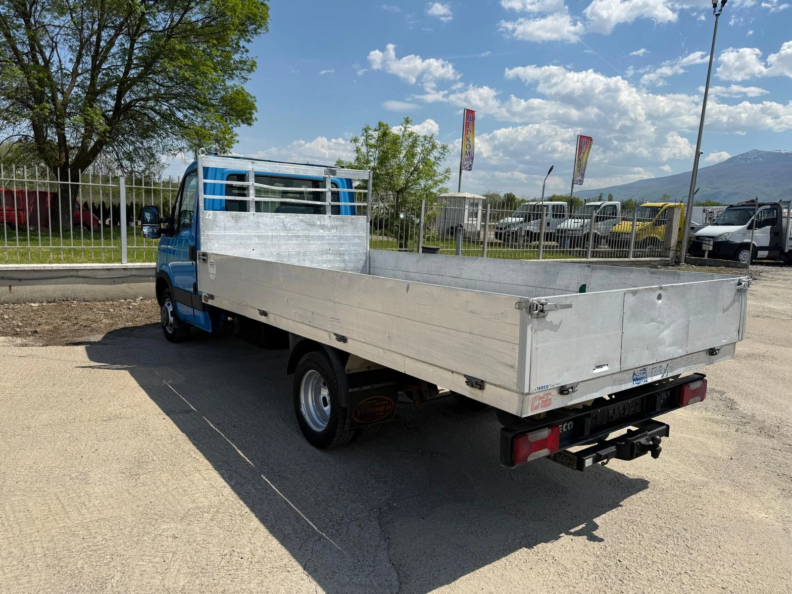 Iveco 35c18 * 4.10 м каросерия * / Нов внос от Швейцария/, снимка 4 - Бусове и автобуси - 54440999