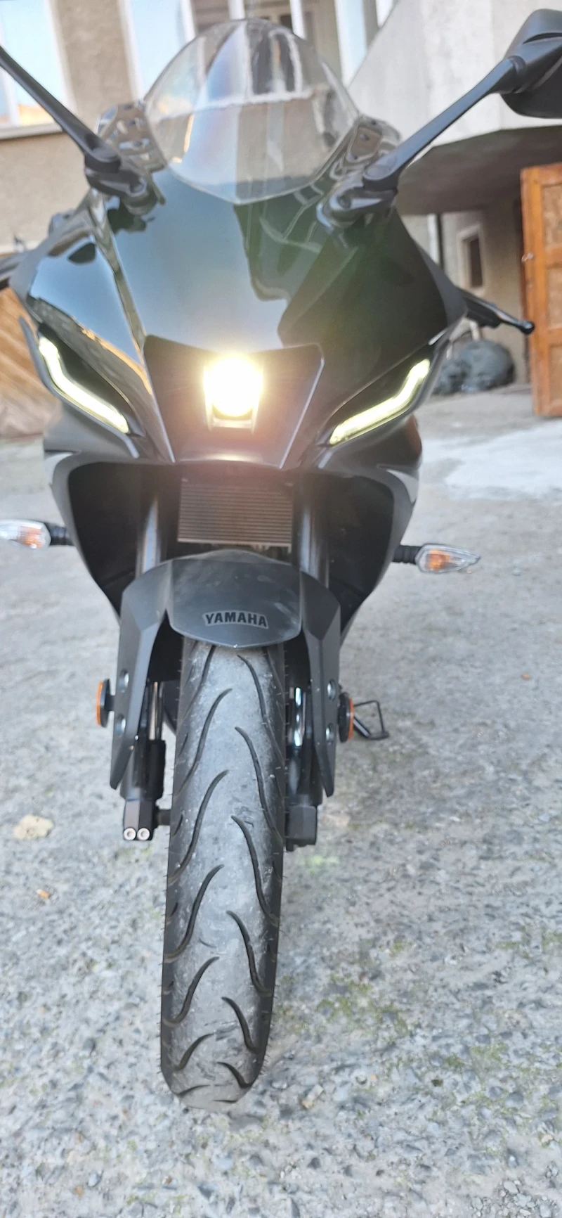 Yamaha Yzf R125 2024, снимка 8 - Мотоциклети и мототехника - 53569857