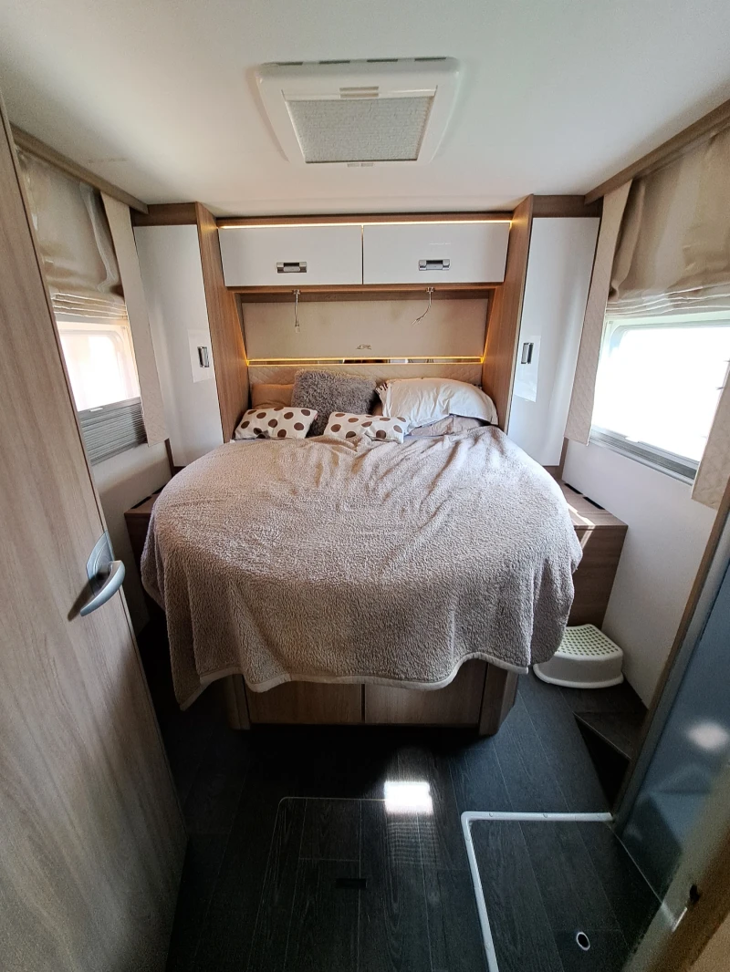 Кемпер Laika Kosmo, снимка 9 - Каравани и кемпери - 52281309