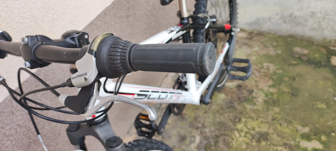    Scott 24  21   | Mobile.bg   4