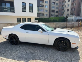 Dodge Challenger SXT Plus (SRT Optic), обдухване, подгреви - 16200 € / 31684.45 лв. - 58589968 4
