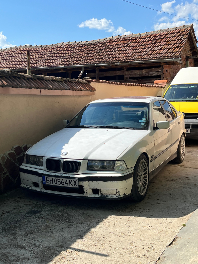 BMW 318 1.8, снимка 1 - Автомобили и джипове - 46297219