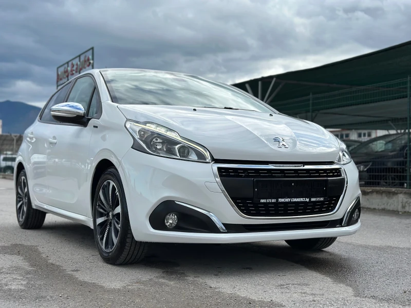 Peugeot 208 SIGNATURE-110.000km-NAVI+ CAR PLAY-TV-DVD-NEW, снимка 1 - Автомобили и джипове - 47524104