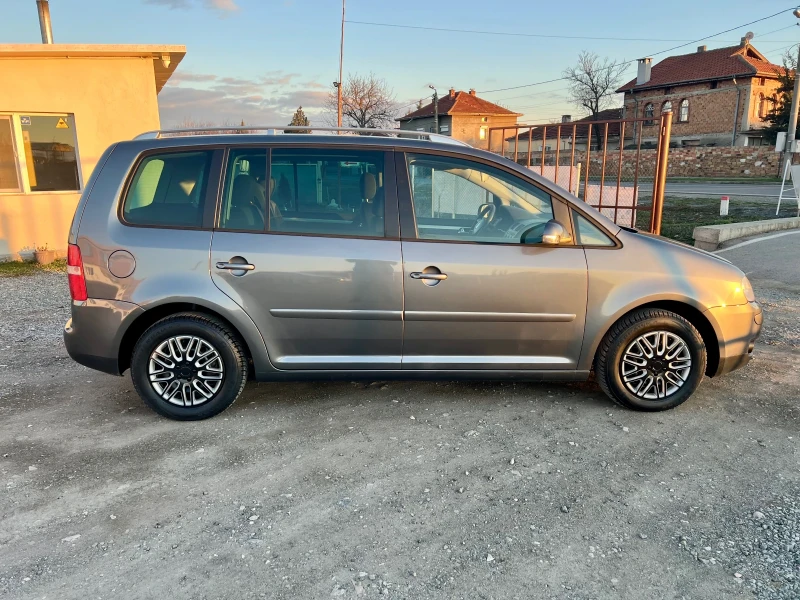 VW Touran 1.9TDI 101kc Пълна сервизна история, снимка 4 - Автомобили и джипове - 48825668