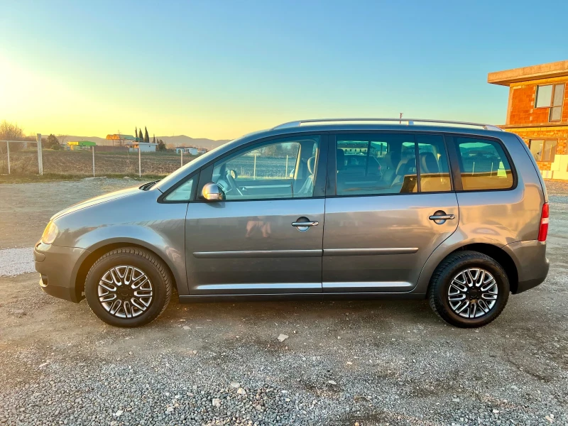 VW Touran 1.9TDI 101kc Пълна сервизна история, снимка 5 - Автомобили и джипове - 48825668