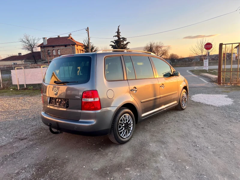 VW Touran 1.9TDI 101kc Пълна сервизна история, снимка 6 - Автомобили и джипове - 48825668