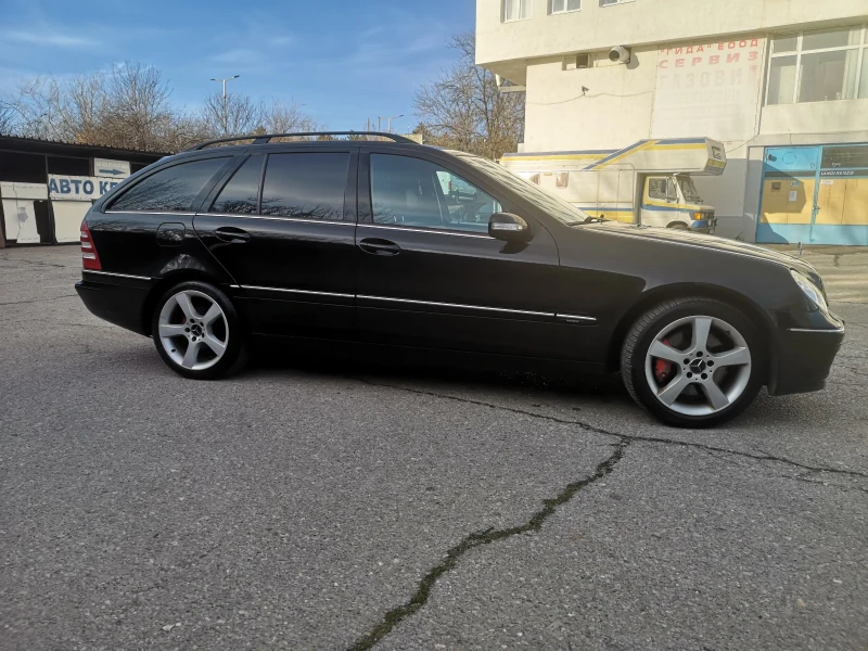 Mercedes-Benz C 320, снимка 4 - Автомобили и джипове - 49116128