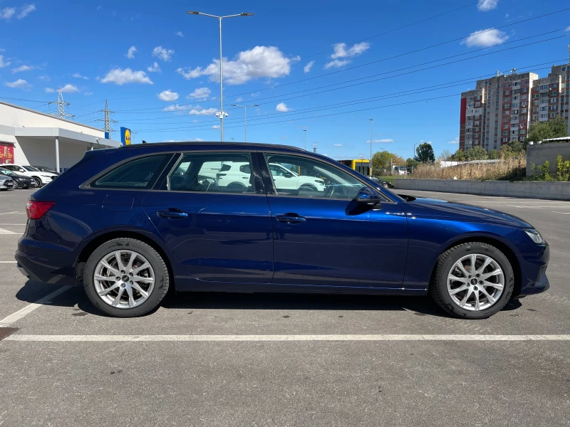 Audi A4 35 TDI Business Auto 163 к.с Сервизна история, снимка 4 - Автомобили и джипове - 52612295