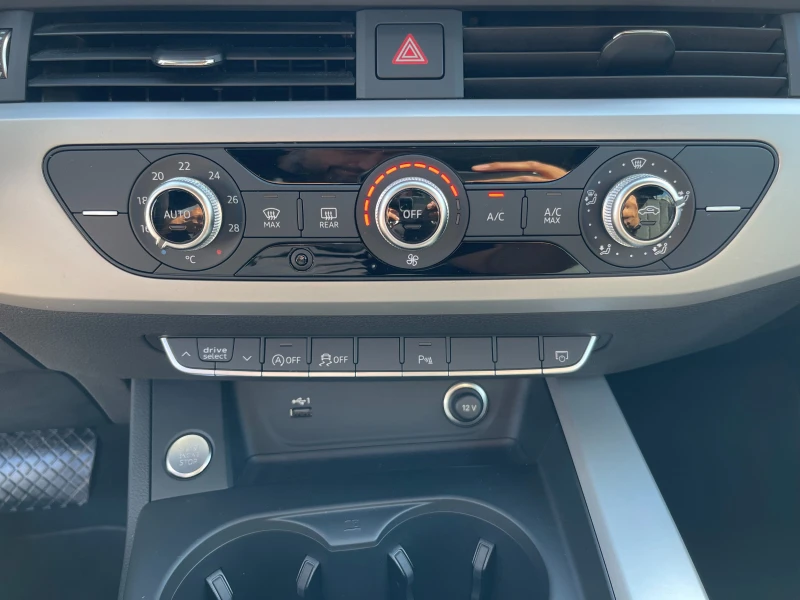Audi A4 35 TDI Business Auto 163 к.с Сервизна история, снимка 15 - Автомобили и джипове - 52612295