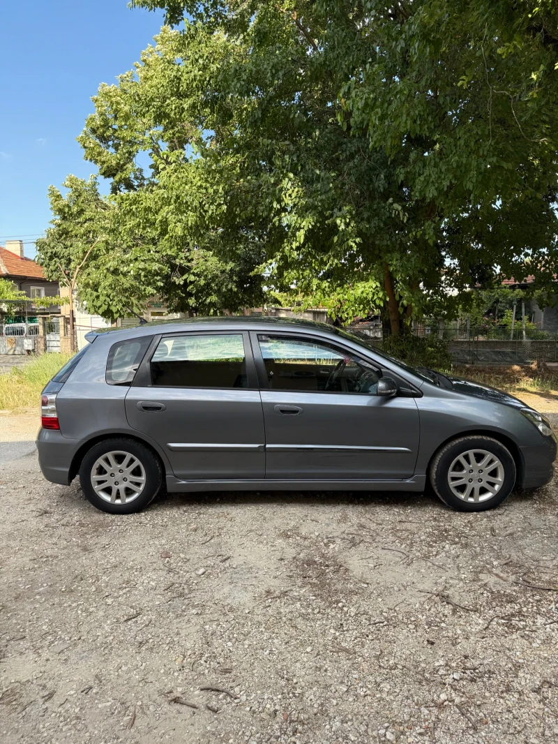 Honda Civic 1.7CDTI, снимка 3 - Автомобили и джипове - 52809107