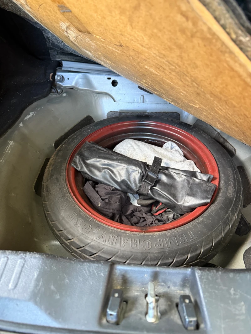 Honda Civic 1.7CDTI, снимка 10 - Автомобили и джипове - 52809107