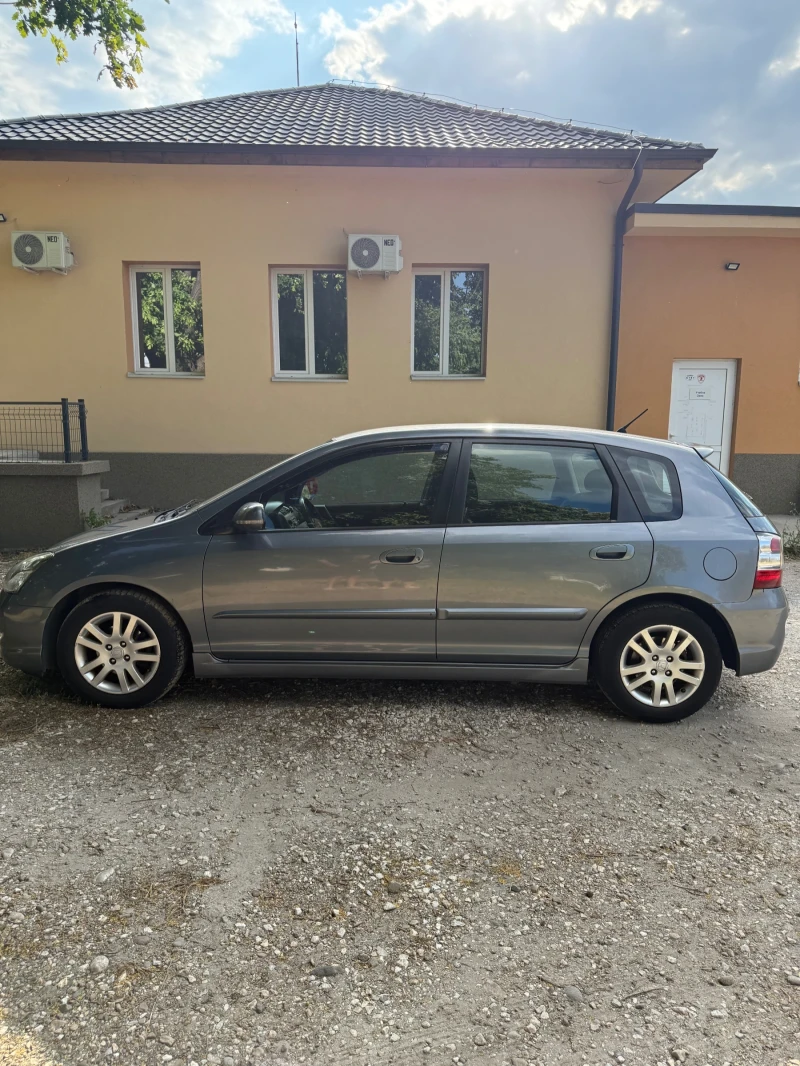 Honda Civic 1.7CDTI, снимка 4 - Автомобили и джипове - 52809107