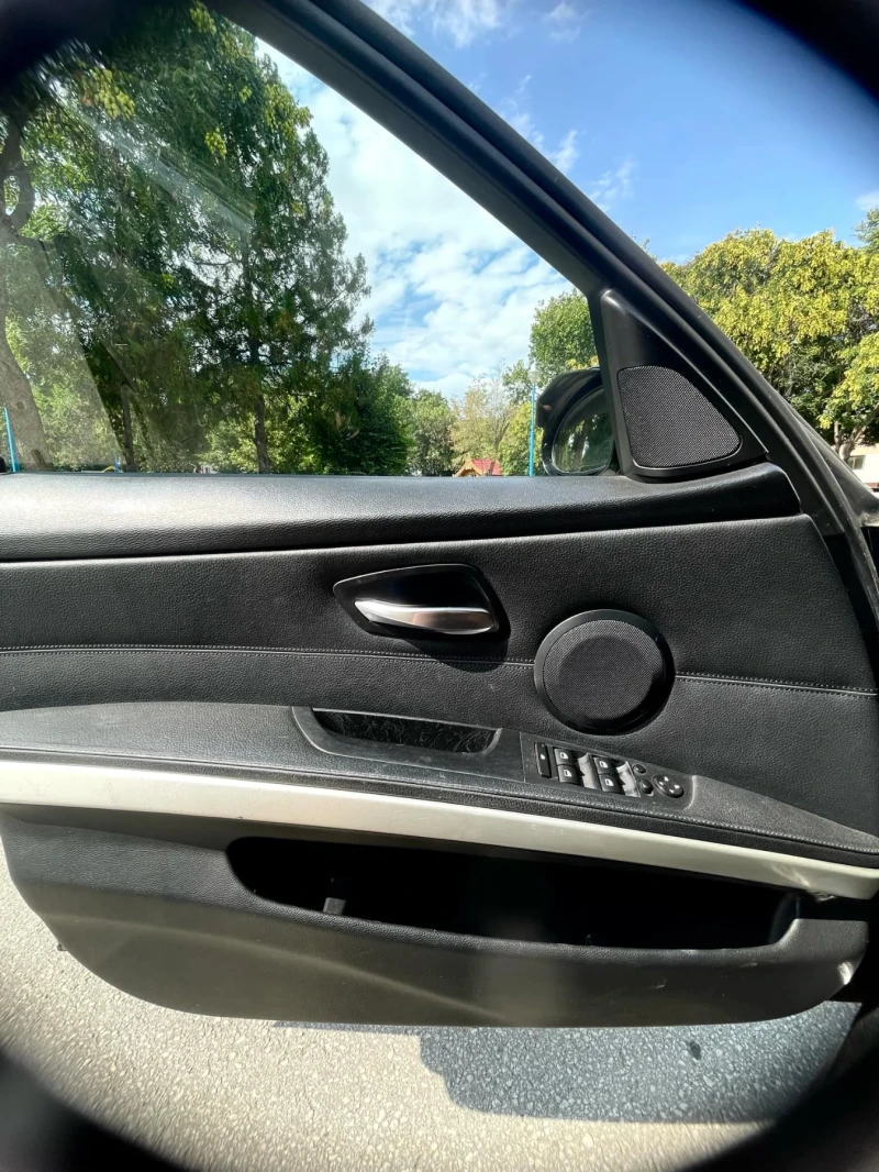 BMW 330 Xd, снимка 6 - Автомобили и джипове - 53049563