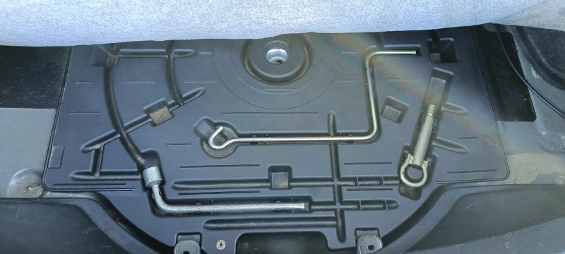 Mazda 3 1.6 109, снимка 15 - Автомобили и джипове - 53077018