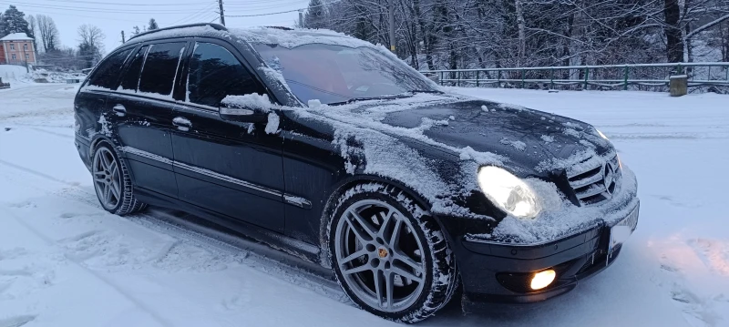 Mercedes-Benz C 320 CDI/7G/V6 AMG Pack, снимка 2 - Автомобили и джипове - 53206365