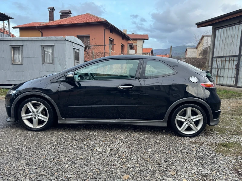 Honda Civic 1.8i v-tec, снимка 4 - Автомобили и джипове - 53329408