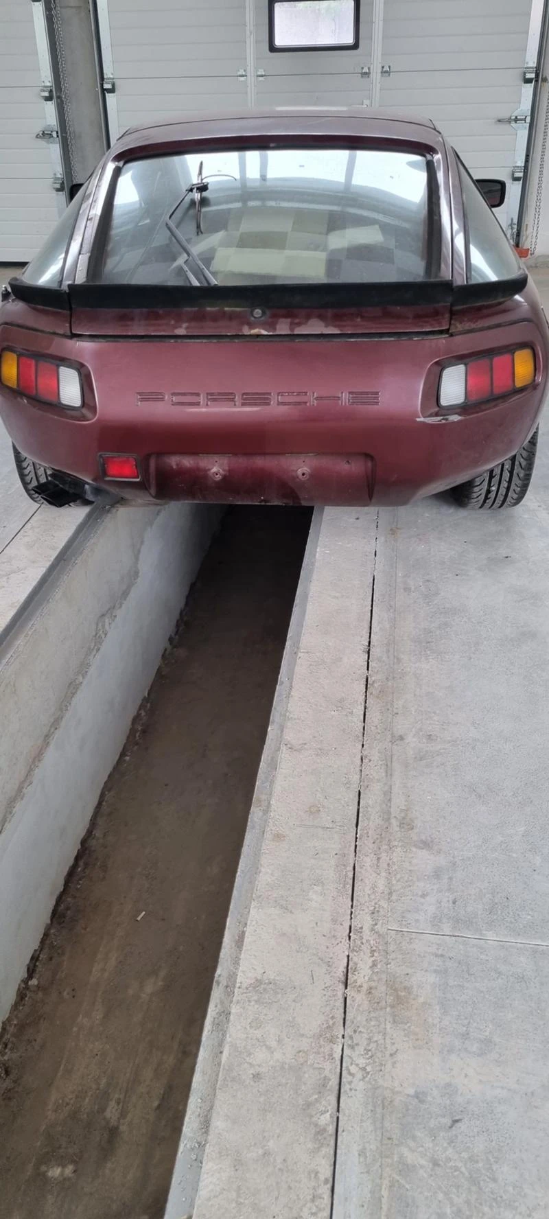 Porsche 928 4700 310 PS , снимка 13 - Автомобили и джипове - 36795598