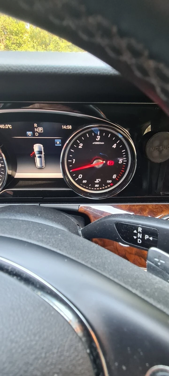 Mercedes-Benz E 350 4 MATIC  - изображение 10