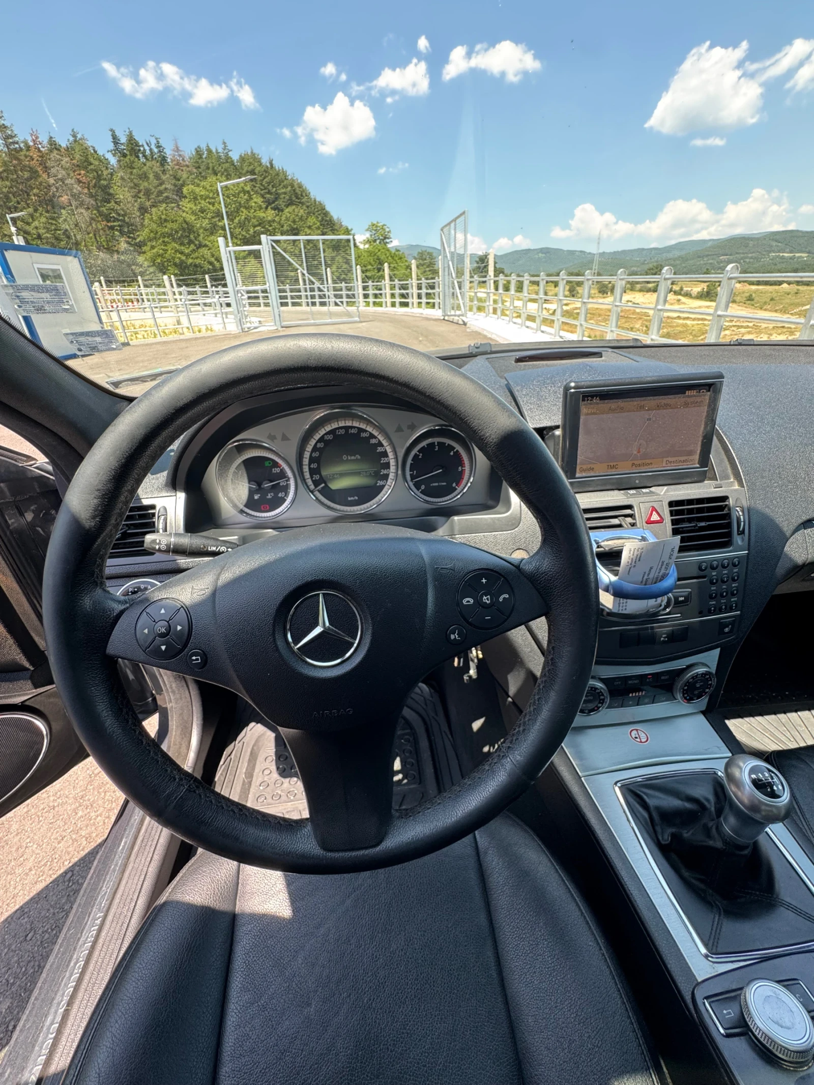 Mercedes-Benz C 350  - изображение 10