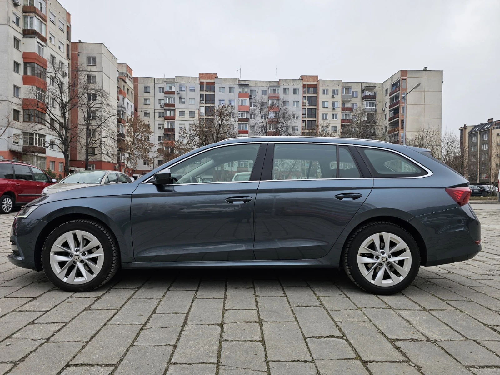 Skoda Octavia 2.0 TDI DSG - изображение 2