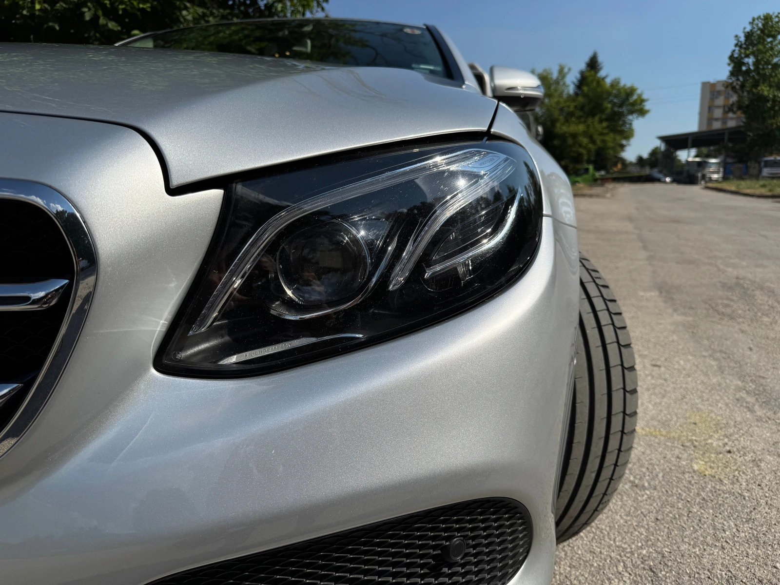 Mercedes-Benz E 220  - изображение 5