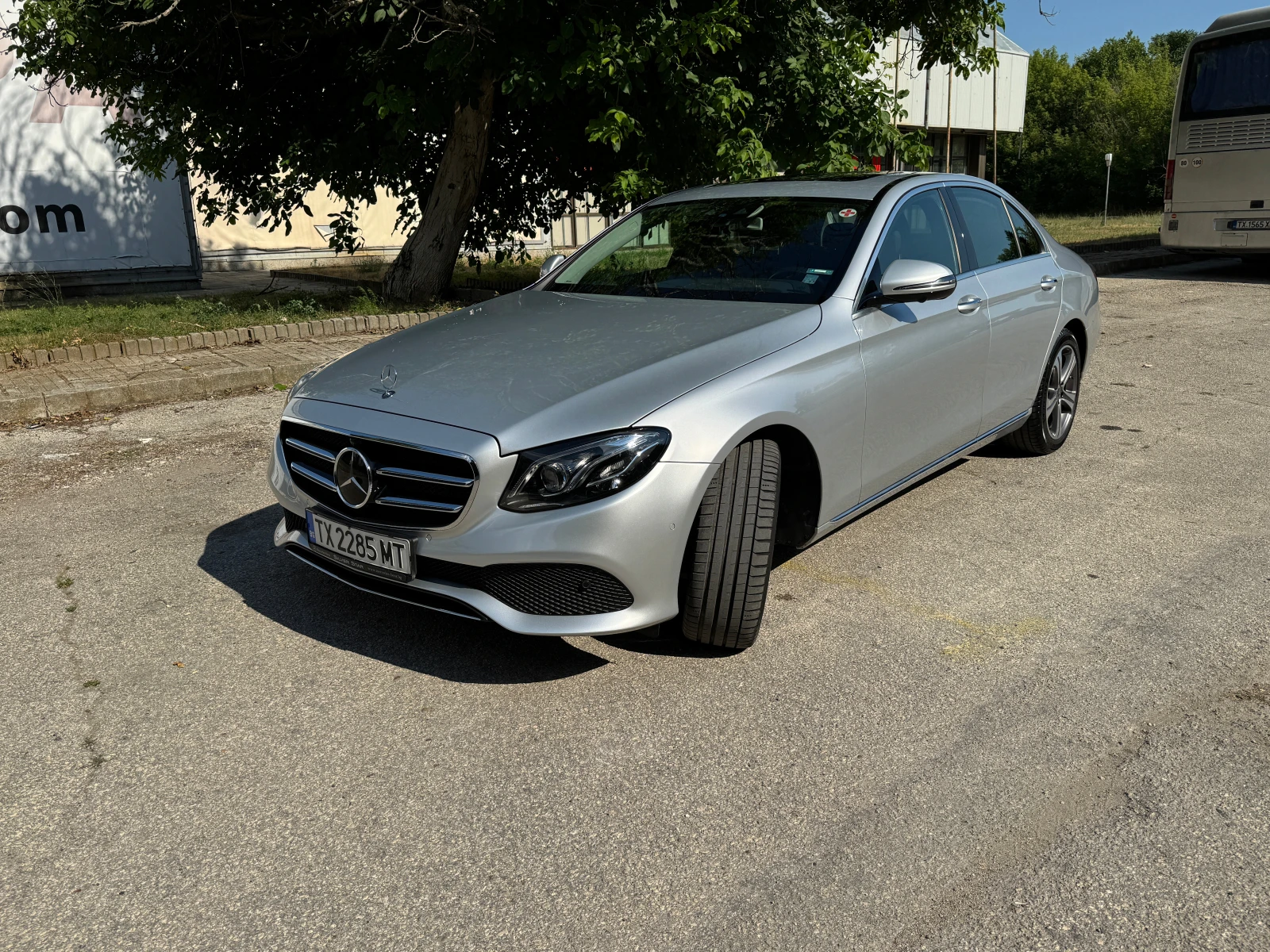 Mercedes-Benz E 220  - изображение 4