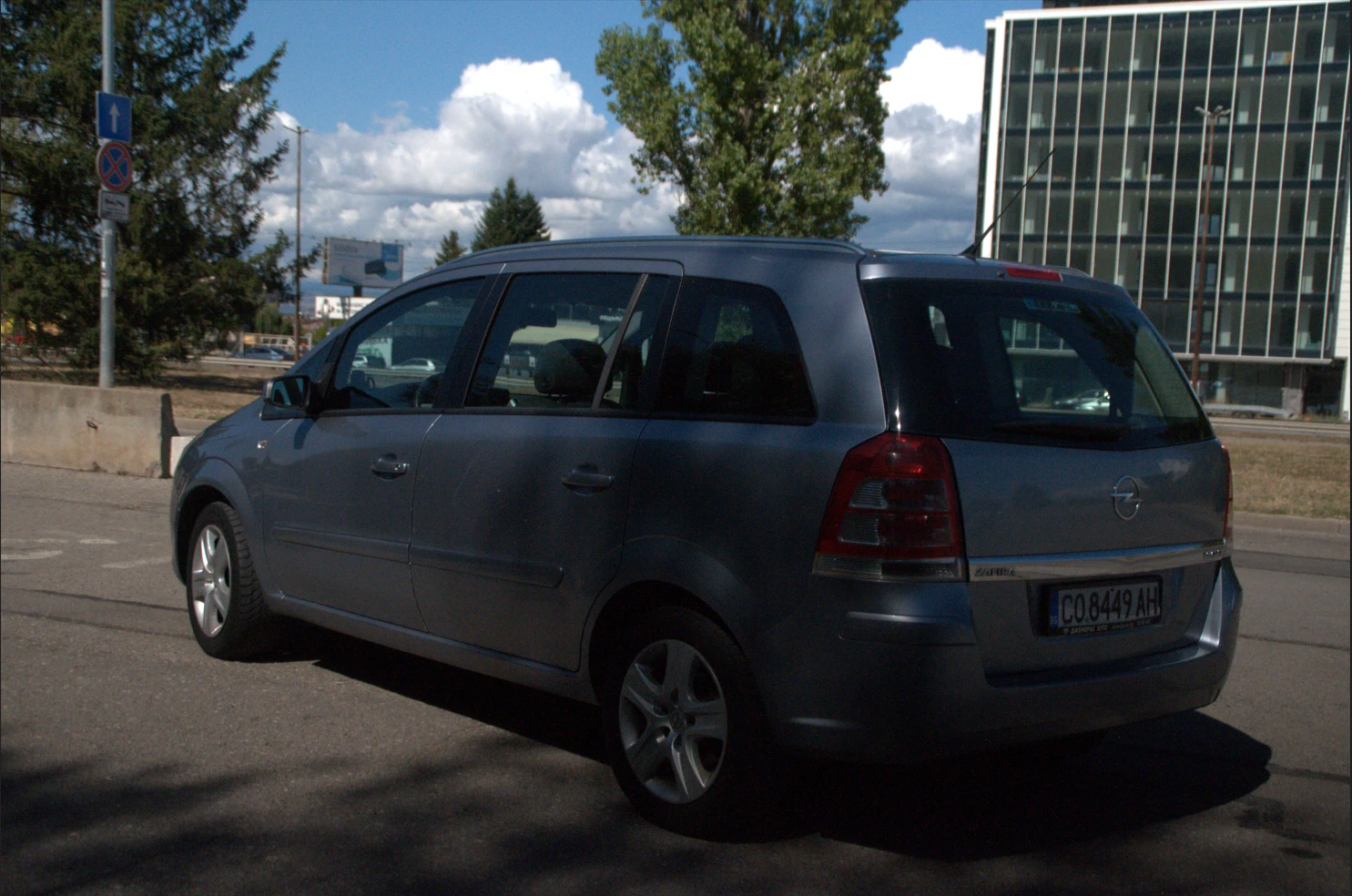 Opel Zafira 1.9 CDTI   6+ 1 | Mobile.bg   8