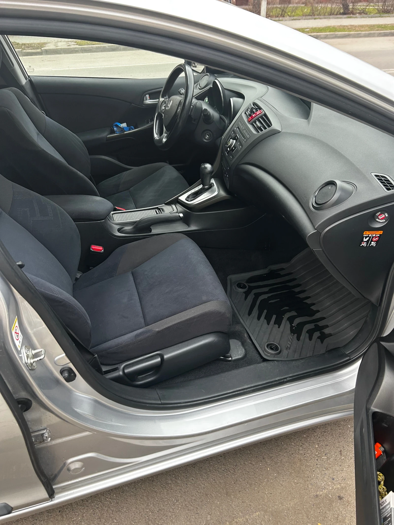 Honda Civic 1.8 Automat CH - изображение 8