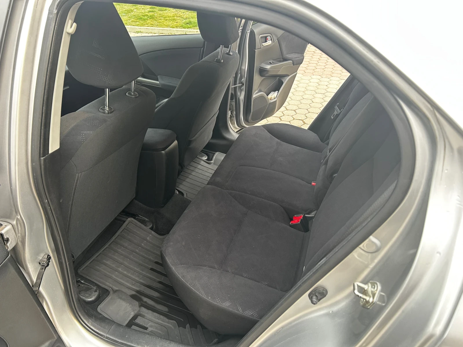 Honda Civic 1.8 Automat CH - изображение 7