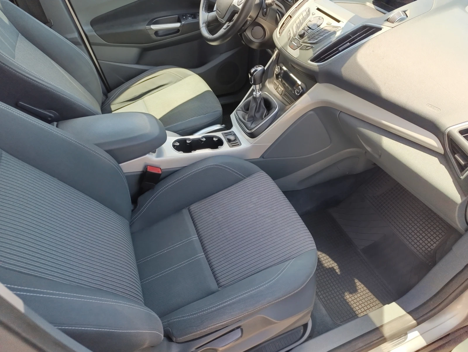 Ford C-max, снимка 8 - Автомобили и джипове - 53759604