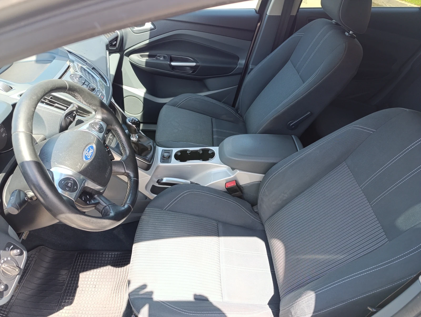 Ford C-max, снимка 10 - Автомобили и джипове - 53759604