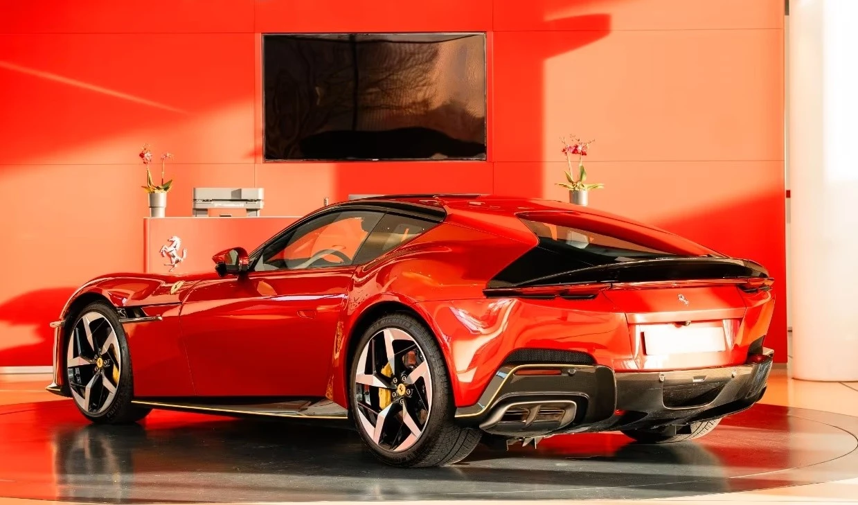 Ferrari 12 Cilindri | Mobile.bg � ����������� 2