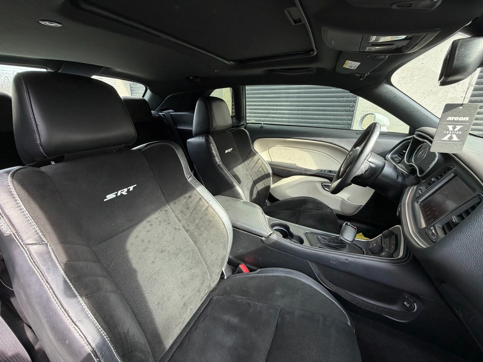 Dodge Challenger SXT Plus (SRT Optic), обдухване, подгреви, снимка 12 - Автомобили и джипове - 53985051