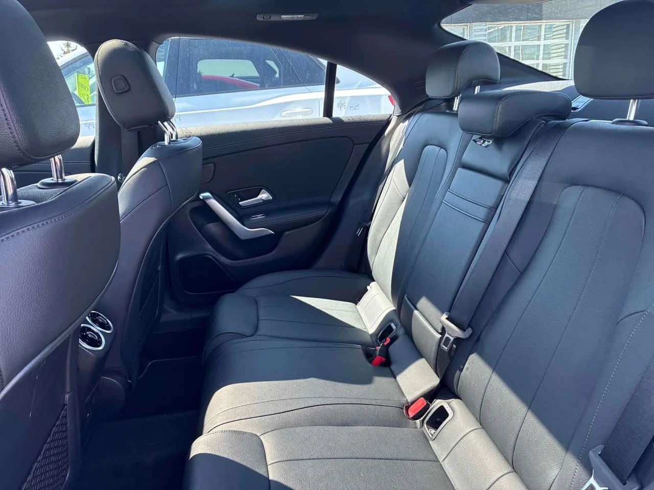 Mercedes-Benz CLA 250  CARFAX, снимка 10 - Автомобили и джипове - 54148569