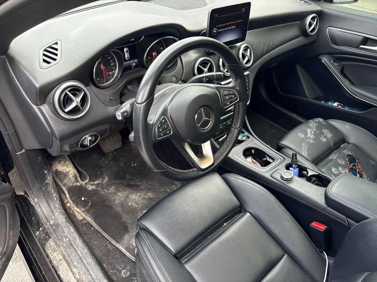 Mercedes-Benz CLA 250 4MATIC* ПОДГРЕВ* ШИБИДАХ* , снимка 5 - Автомобили и джипове - 54168888