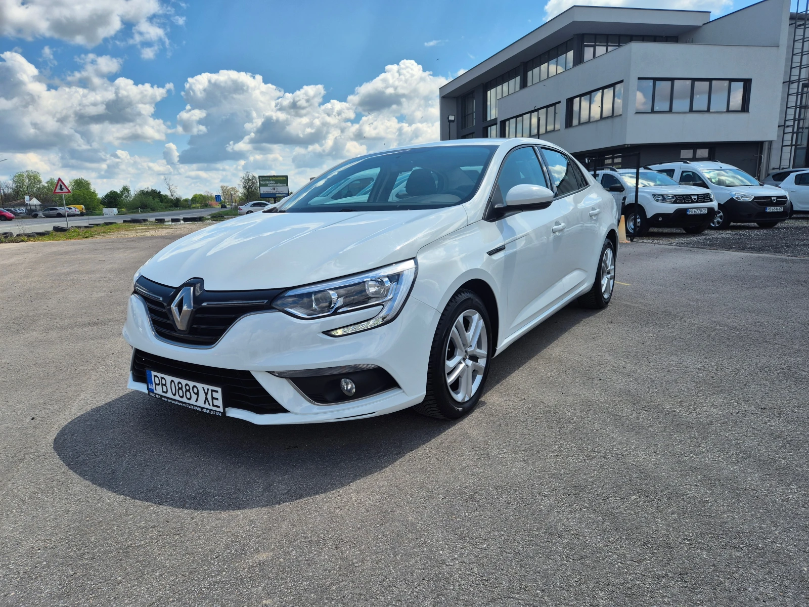 Renault Megane  НОВ-1, 5DCI-6ск, снимка 8 - Автомобили и джипове - 54298902