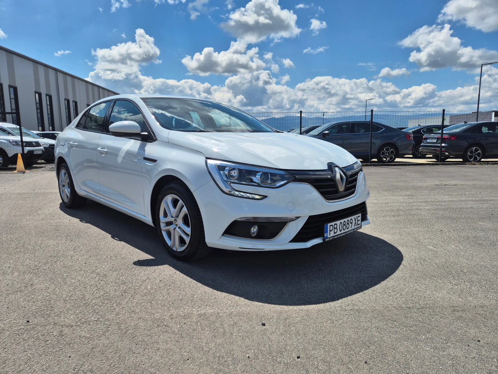 Renault Megane  НОВ-1, 5DCI-6ск, снимка 6 - Автомобили и джипове - 54298902