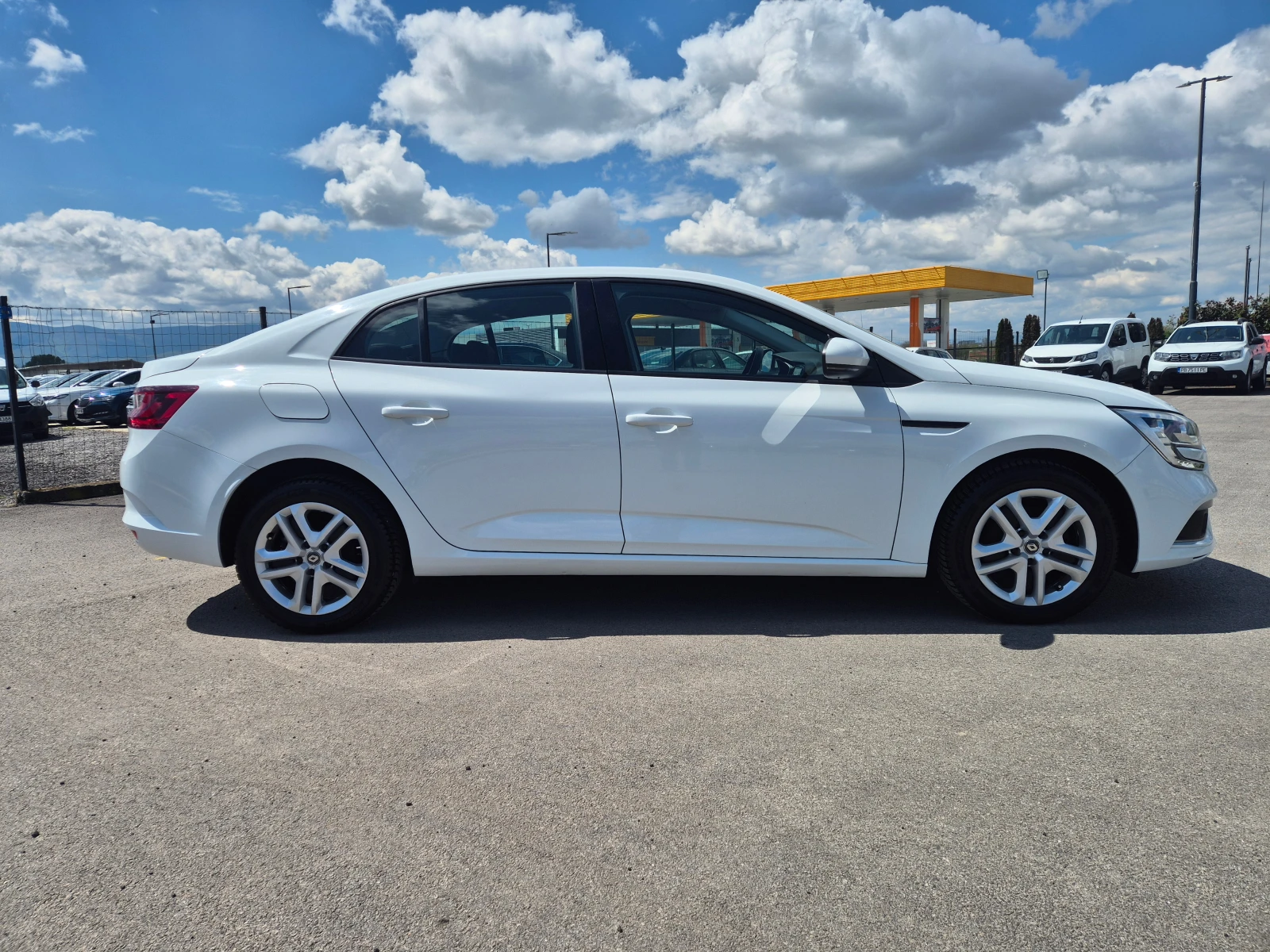 Renault Megane  НОВ-1, 5DCI-6ск, снимка 5 - Автомобили и джипове - 54298902
